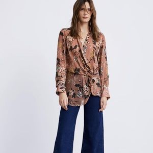 Zara Floral Print Blouse in Salmon. Size Small.